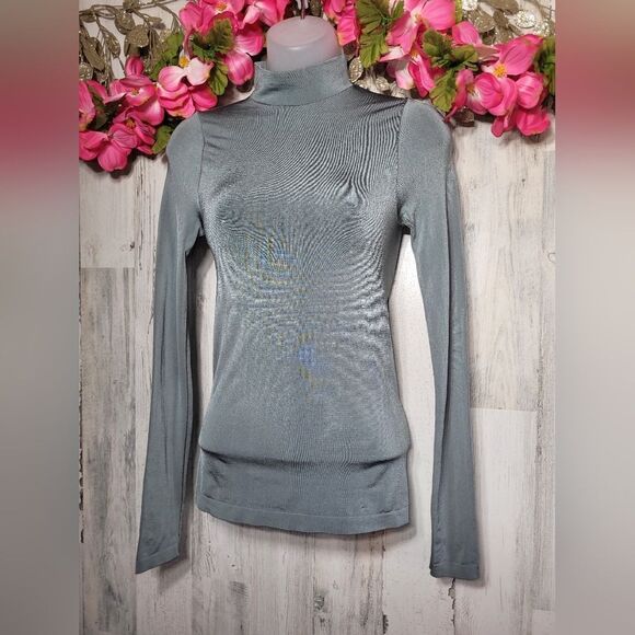 NWOT Free People Seamless Mock Neck - Picture 4 of 8